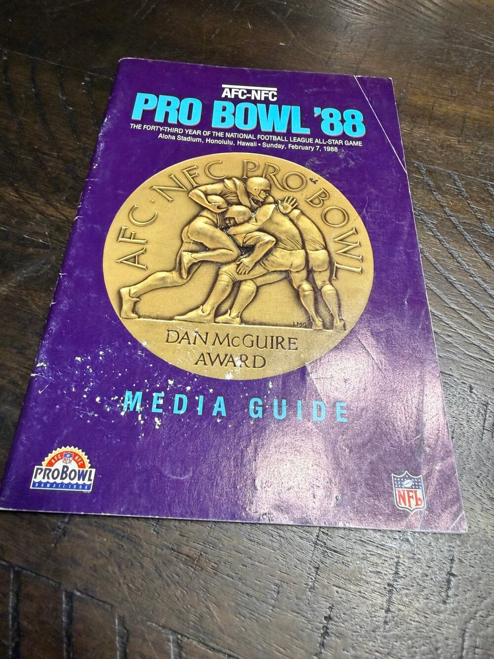 1988 Pro Bowl Football Media Guide Montana Rice Elway Kelly White Allen NFL